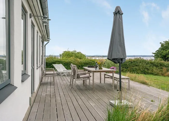 Nyaraló Sissela - 5m From The Sea By Interhome